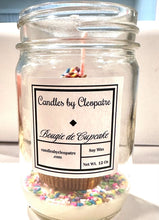 Load image into Gallery viewer, Bougie de Cupcake
